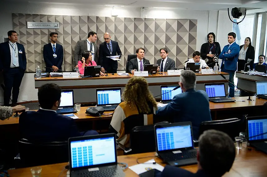 Instalada no dia 25 de maio, a CPMI ouviu oito depoimentos e aprovou mais de 300 requerimentos. | Foto: Senado