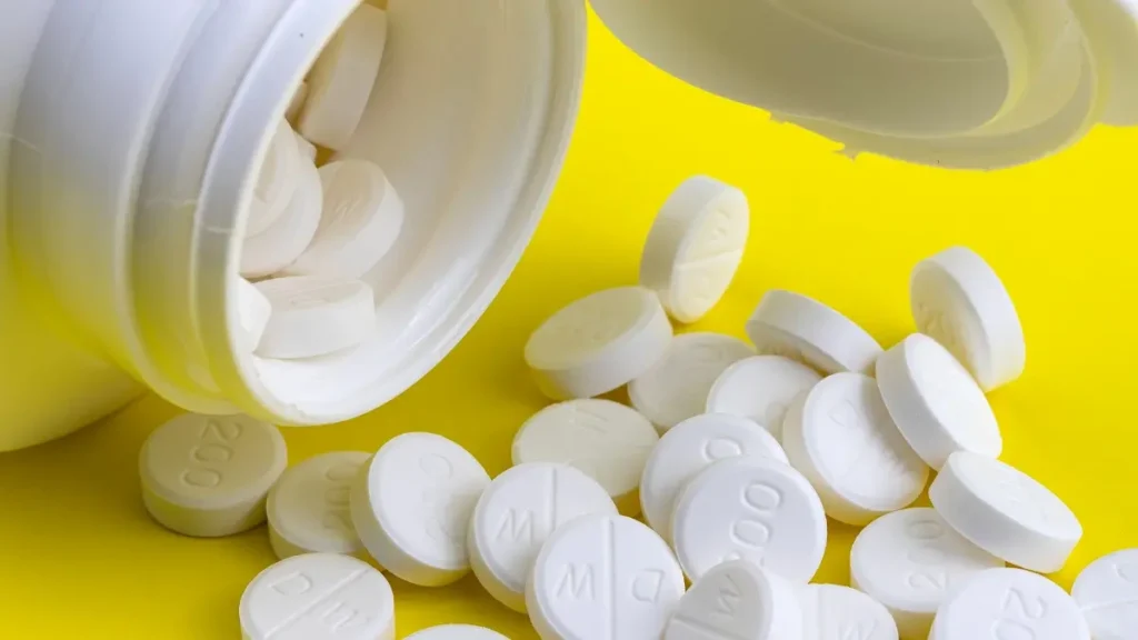 Uso do medicamento e outros comprimidos para TDAH se tornou popular em faculdades e escolas americanas | Foto: Divulgação/ Pixabay