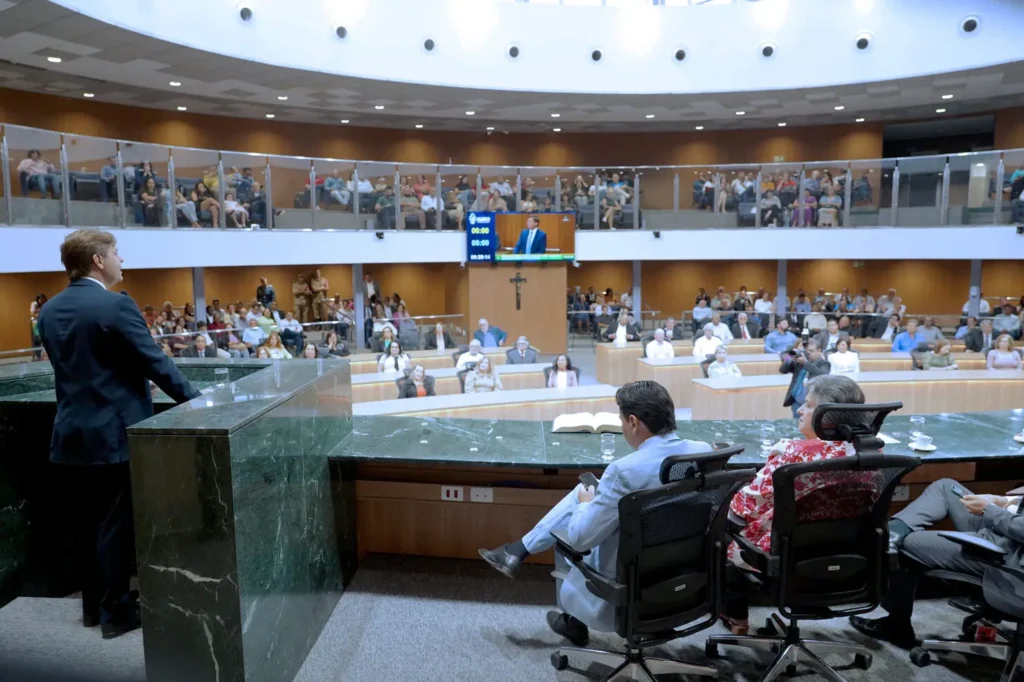 “A Casa precisa de profissionais concursados nas mais diversas áreas”, explicou o presidente da Casa, Bruno Peixoto | Foto: Carlos Costa/Alego