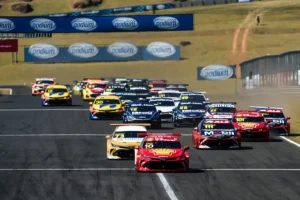 Stock Car fechou a primeira metade da temporada 2023 no último domingo (Foto: Duda Bairros / Stock Car)