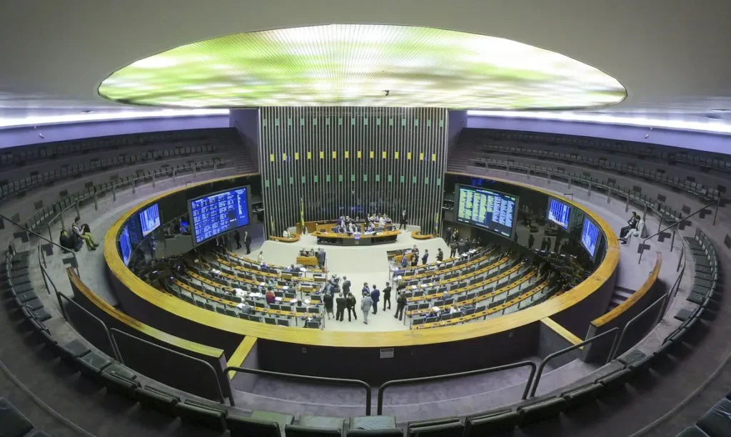 Volta do imposto sindical em novo molde divide parlamentares goianos | Foto: Roque Sá/ABr