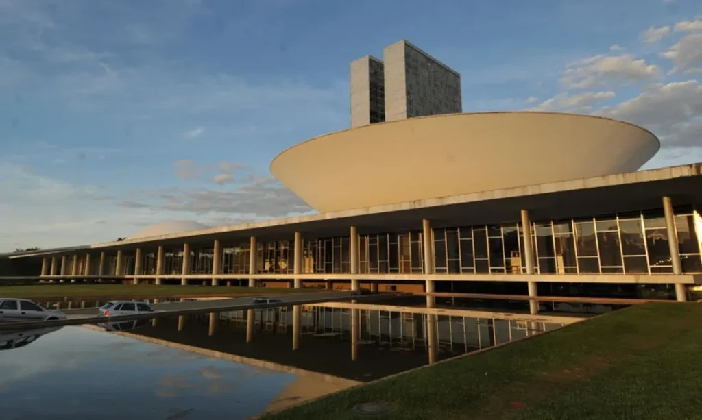 A proposta do governo precisa ser aprovada pelo Congresso | Foto: Gervásio Baptista