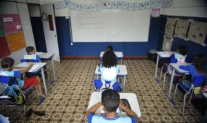 Rio de Janeiro - Escola municipal Levy Miranda na ilha de Marambaia, baia de Sepetiba, sul do estado (Tânia Rêgo/Agência Brasil)