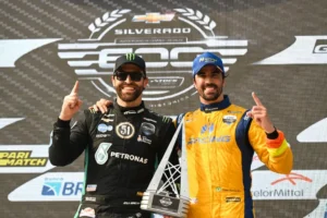 Átila Abreu e Cesar Ramos foram os grandes vencedores do fim de semana em Goiânia (Foto: Duda Bairros/Stock Car)