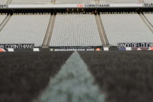 Goiás visita o Corinthians neste sábado (26), às 21h, na Neo Química Arena, em São Paulo (Foto:  Evander Portilho)