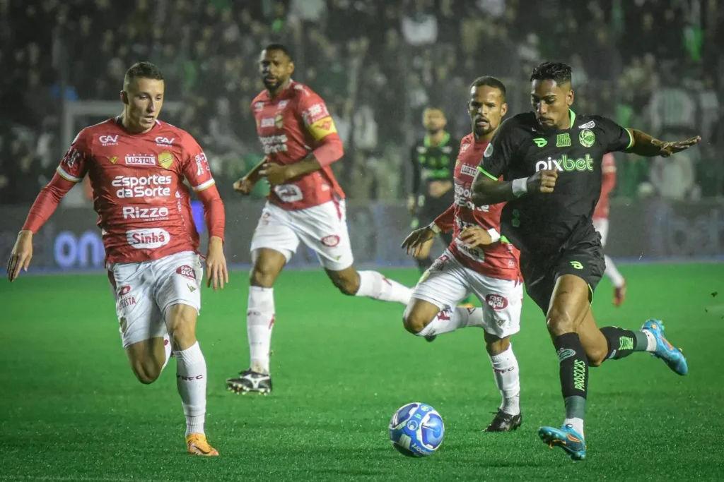 Após 5 anos, Tigrão volta a vencer em Caxias do Sul e, de quebra, encerra jejum na Série B (Foto: Gabriel Tadiotto / ECJuventude)