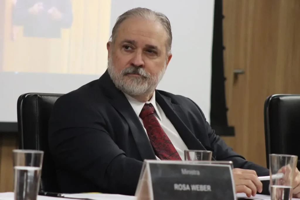 Brasília, (DF) -  31/07/2023 –Procurador-Geral da República, Augusto Aras, participa do Seminário Internacional de Repressão e Assistência às Vítimas do Tráfico de Pessoas e Oficina sobre Produção de Provas no Processo Judicial nos Casos de Tráfico de Pessoas. Foto Valter Campanato/Agência Brasil.