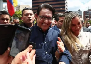 Lasso anunciou que o Gabinete de Segurança da Presidência da República convocará uma reunião extraordinária | Foto: EFE/José Jácome
