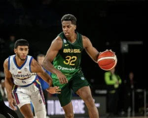 A menos de dez dias da estreia da Copa do Mundo, Seleção conquista torneio amistoso (Foto: Divulgação CBB)