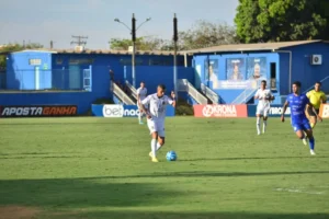 O Camaleão precisa vencer se quiser buscar uma classificação improvável, enquanto o Galo precisa de uma vitória para avançar de fase. (Foto: Wigor Vieira)