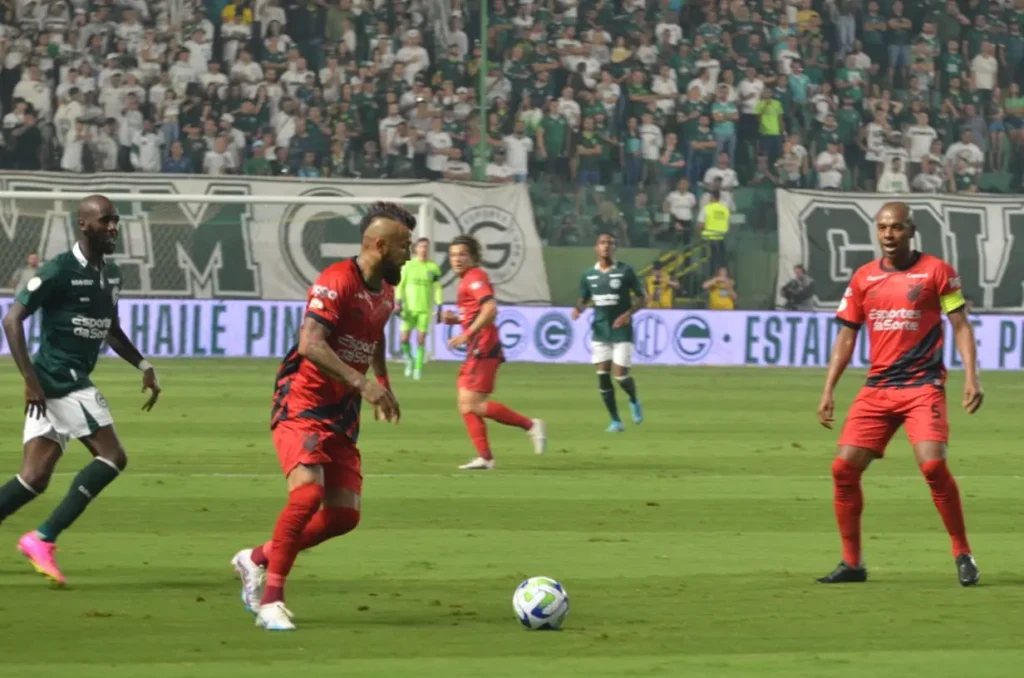 Esmeraldino está a seis jogos invictos na Serrinha. (Foto: Afonso Cardoso)