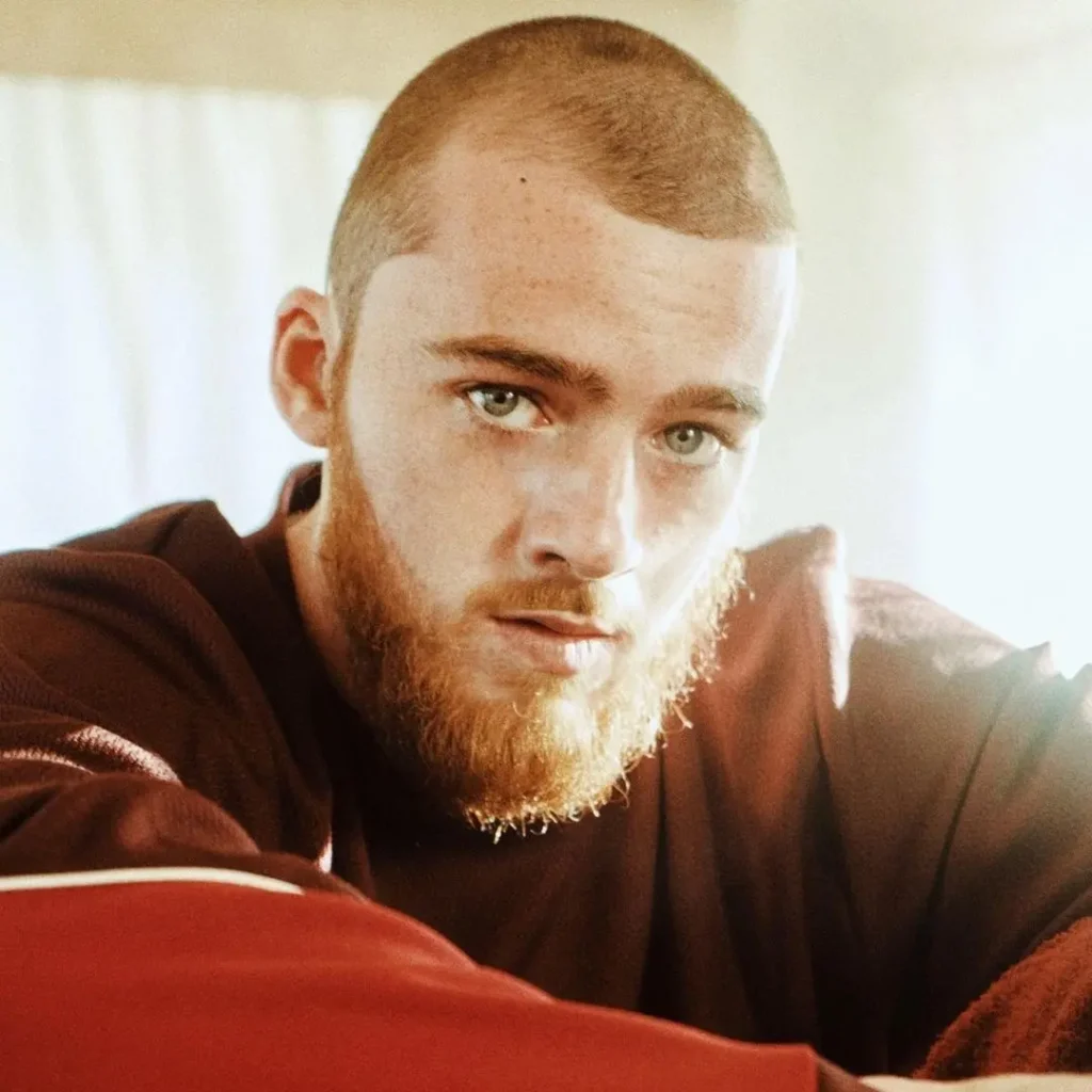 Ator que deu vida ao personagem "Fezco" da séria Euphoria | Foto: Reprodução/Instagram