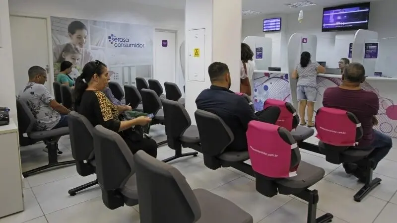 Golpistas afirmam ter "contato quente" no Serasa para retirar dívidas