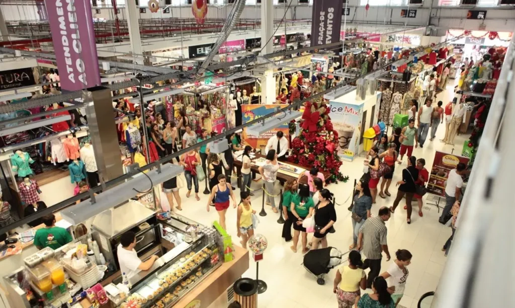 Shoppings e região da 44 funcionam normalmente. Foto: Divulgação