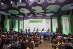 Governador apresentou investimento no Programa AlfaMais. | Foto: Secom
