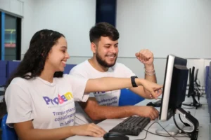 Programa selecionará 4 mil estudantes em vulnerabilidade social de todo o estado cadastrados no CadÚnico. | Foto: Secom