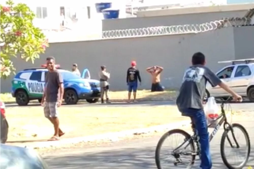Os policias dispararam contra a vítima "com a finalidade de repelir a agressão injusta que partiu da vítima". | Foto: Reprodução