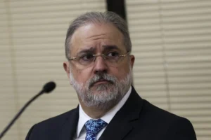 O procurador-geral da República, Augusto Aras,participa de reunião para discutir a produção nacional de fertilizantes e seus impactos econômicos, ambientais e sociais.