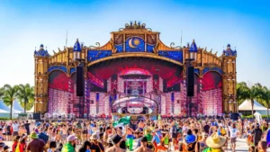Tiësto, Martin Garrix e Steve Angello são alguns nomes que marcam presença no festival | Foto: Divulgação