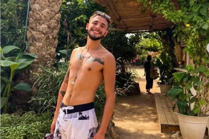 Glazer, fazia parte dos jovens que estavam na festa rave em Gaza | Foto: Reprodução