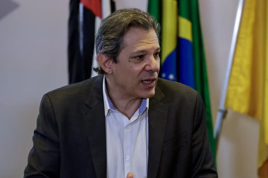 Terceira etapa do programa beneficia quem ganha até 2 salários mínimos. | Foto: Ministério da Fazenda