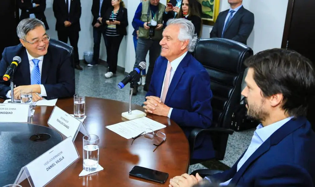 Além da primeira-dama, acompanham outros 11 nomes do governo | Foto: Wesley Costa