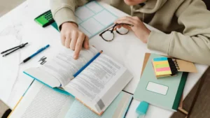 Todo ano milhares de estudantes no país se preparam para o Enem, exame que possibilita a entrada em universidades federais e particulares | Foto: Divulgação