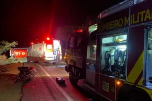 Colisão entre ambulância e carro de passeio deixa dois mortos entre Bela Vista e Cristianópoles