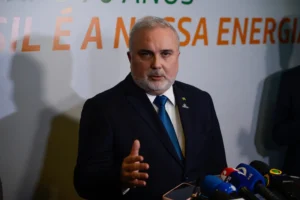 Rio de Janeiro (RJ), 03/10/2023 – O presidente da Petrobras, Jean Paul Terra Prates durante evento de comemoração dos 70 anos da empresa, na Ilha do Fundão, no capital fluminense. Foto: Tomaz Silva/Agência Brasil