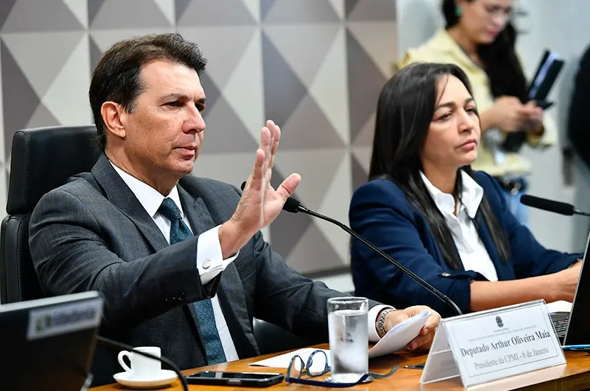 Eliziane Gama protocola parecer nesta segunda-feira. | Foto: Senado
