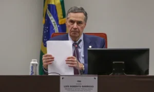 PEC foi aprovada pelo Senado com 52 votos a favor e 18 contrários. | Foto: Agência Brasil