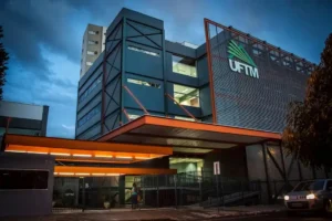 São ofertadas 33 vagas para 11 cargos em diversas áreas de atuação | Foto: Divulgação