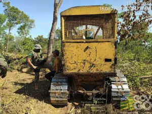 Além da multa, os maquinários foram apreendidos | Foto: Semad