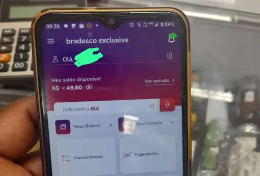 O problema tem sido compartilhado por clientes no X (antigo Twitter), e já levou o assunto aos trending topics da rede social | Foto: Reprodução/Twitter