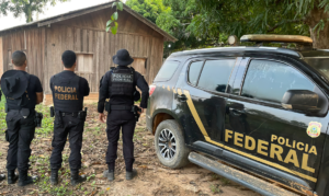 Agentes também cumpriram quatro mandados de busca e apreensão. | Foto: PF