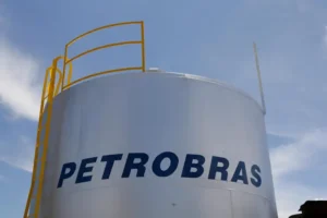 Apesar de cenário externo favorável, gasolina subiu 12% até novembro | Foto: Agência Petrobras/ Geraldo Falcão