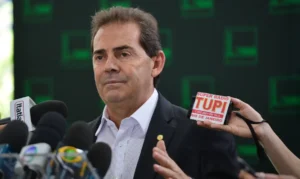 Parlamentar é acusado de falsidade ideológica para fins eleitorais. | Foto: Agência Brasil
