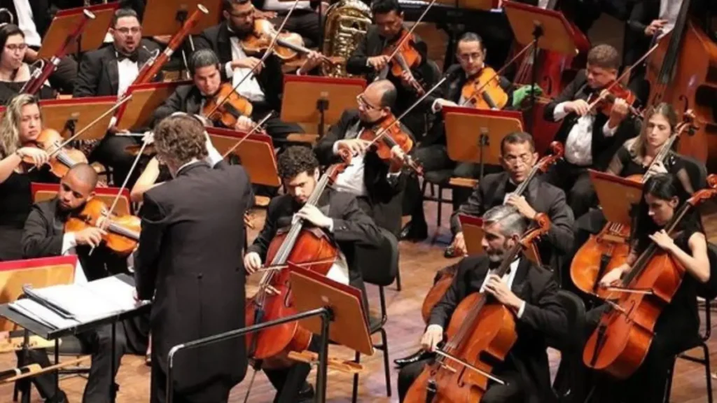 Ana Cañas e a Orquestra Filarmônica de Goiás unem talento e propósito nesta quinta-feira, em um espetáculo envolvente e solidário | Foto: Divulgação