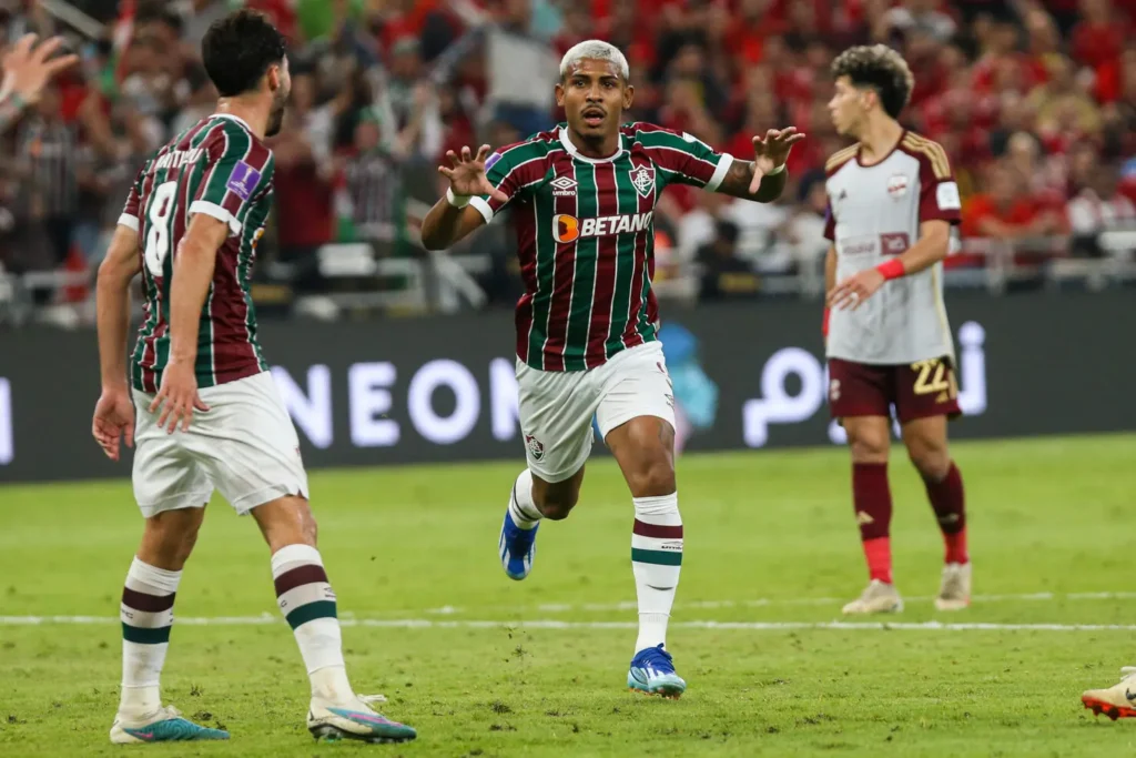 Jeddah, Arábia Saudita - 18/12/2023 -
 Mundial de Clubes FIFA, Semifinal, jogo entre Fluminense x Al Ahly.
 FOTO: MARCELO GONÇALVES / FLUMINENSE F.C. 

IMPORTANTE: Imagem destinada a uso institucional e divulgação, seu
uso comercial está vetado incondicionalmente por seu autor e o
 Fluminense Football Club. É obrigatório mencionar o nome do autor ou
usar a imagem. 

IMPORTANT: Image intended for institutional use and distribution.
Commercial use is prohibited unconditionally by its author and 
Fluminense Football Club. It is mandatory to mention the name of the 
author or use the image.
  
IMPORTANTE: Imágen para uso solamente institucional y distribuición. El
uso comercial es prohibido por su autor y por el Fluminense Football Club. 
És mandatório mencionar el nombre del autor ao usar el imágen.