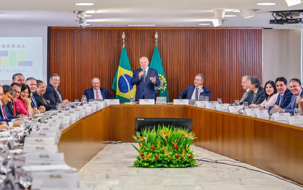 Presidente coordenou na manhã desta quarta-feira última reunião ministerial. | Foto: Planalto