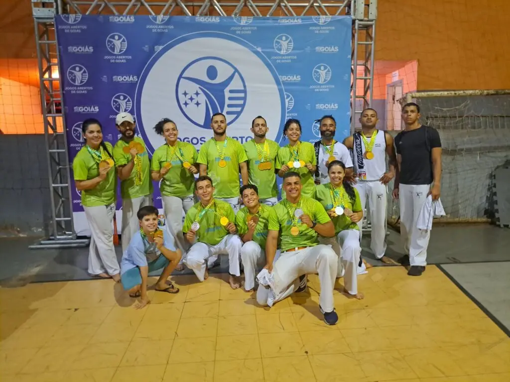 Equipe da capoeira conquistou a medalha de ouro para a cidade (Foto: Divulgação)
