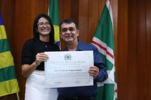 A comunidade educacional e a sociedade como um todo expressam suas condolências à família e amigos do professor. | Foto: Câmara Municipal de Goiânia