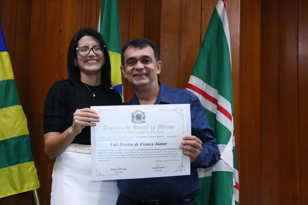 Comunidade acadêmica e familiares pedem justiça e segurança para o docente. | Foto: Câmara Municipal de Goiânia