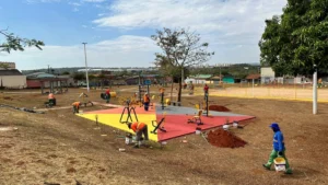 Prefeitura de Goiânia avança na construção de praças e inaugura 27 unidades em 2023 em todas as regiões da Capital. | Foto: Comurg