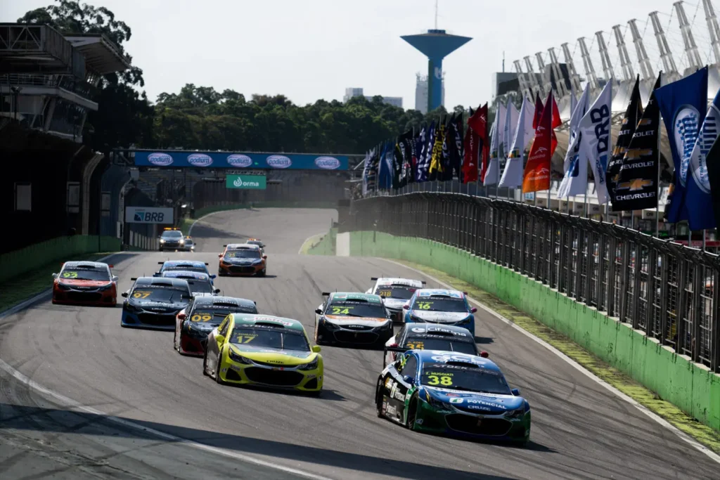 Campeão da Stock Series vai fatuar superprêmio equivalente a R$ 2,5 milhões | Foto: Duda Bairros/Stock Car