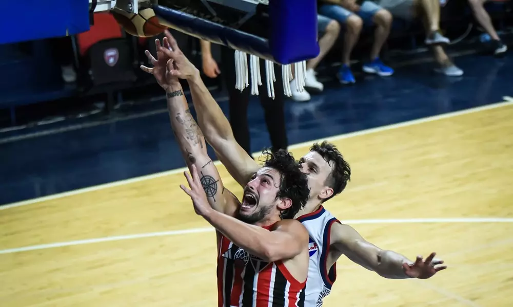 O São Paulo conseguiu ir para a prorrogação na última partida, mas perdeu para o Nacional (Foto:FIBA)