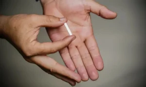 Chamados de “chip da beleza”, os implantes são prescritos para emagrecimento, tratamento da menopausa, antienvelhecimento e outros casos | Foto: Rafa Neddermeyer/Agência Brasil