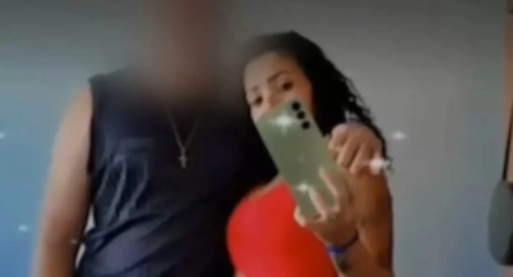 Em entrevista à TV Thathi de Campinas, o homem afirmou que o ocorrido foi “uma tragédia”, mas que perdoa a esposa e que vai tentar colocar uma prótese | Foto: Reprodução