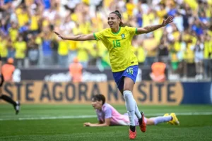 Bia Zaneratto marcou dois gols na partida (Nayra Halm / Staff Images Woman / CBF)