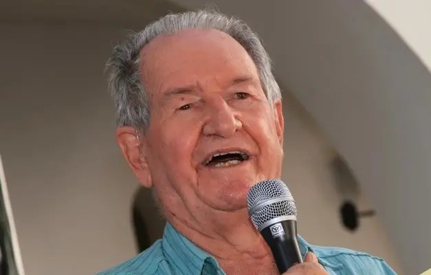 O artista completou 100 anos de idade em julho. | Foto: Reprodução
